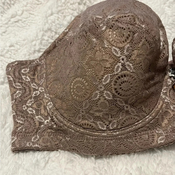 Full figure sexy lace bra with jewel emblem design size 95E (42DD) color: Cocoa - Picture 8 of 17